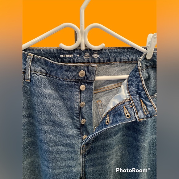 Old Navy - Picture 3 of 4